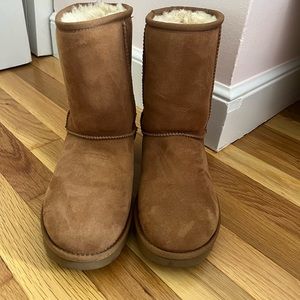 Brown Women Ugg Boots Size 7